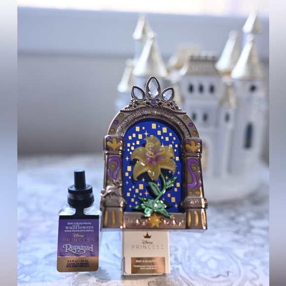 Rapunzel Bath & Body Works Disney Princess Wallflower Set - Picture 2 of 6